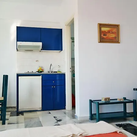 Naxos Guest house 3*