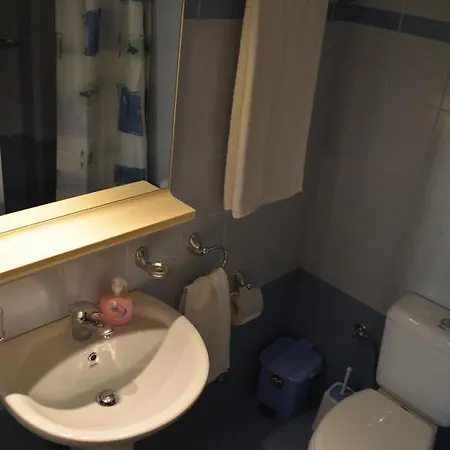 Naxos Guest house 3*